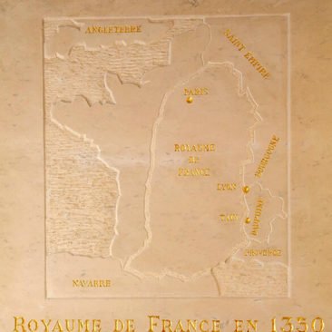 socle gauche